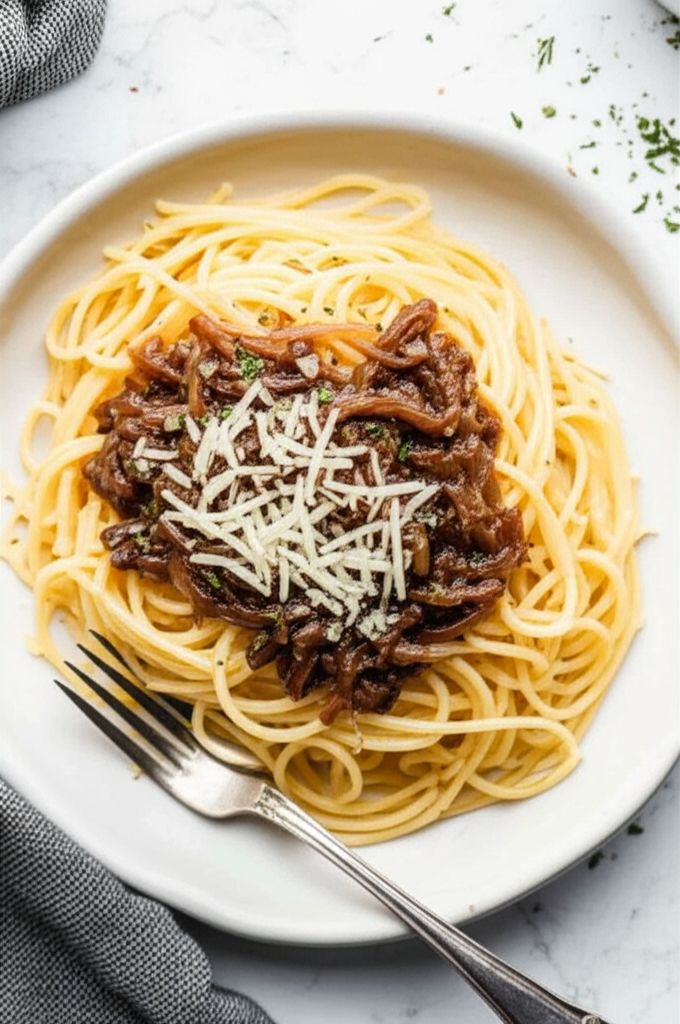 Creamy Garlic and Onion Spaghetti